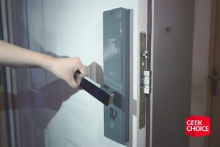 指纹秒开，主打安全 360智能门锁会成为你家的新选择吗？